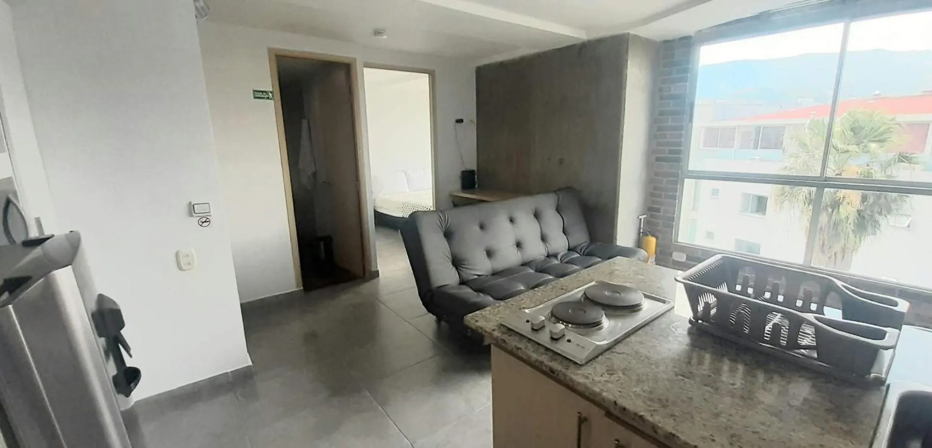 Cold Ac-Fast Wi-Fi-Great Location-Medellin Fun Apartment Medellin