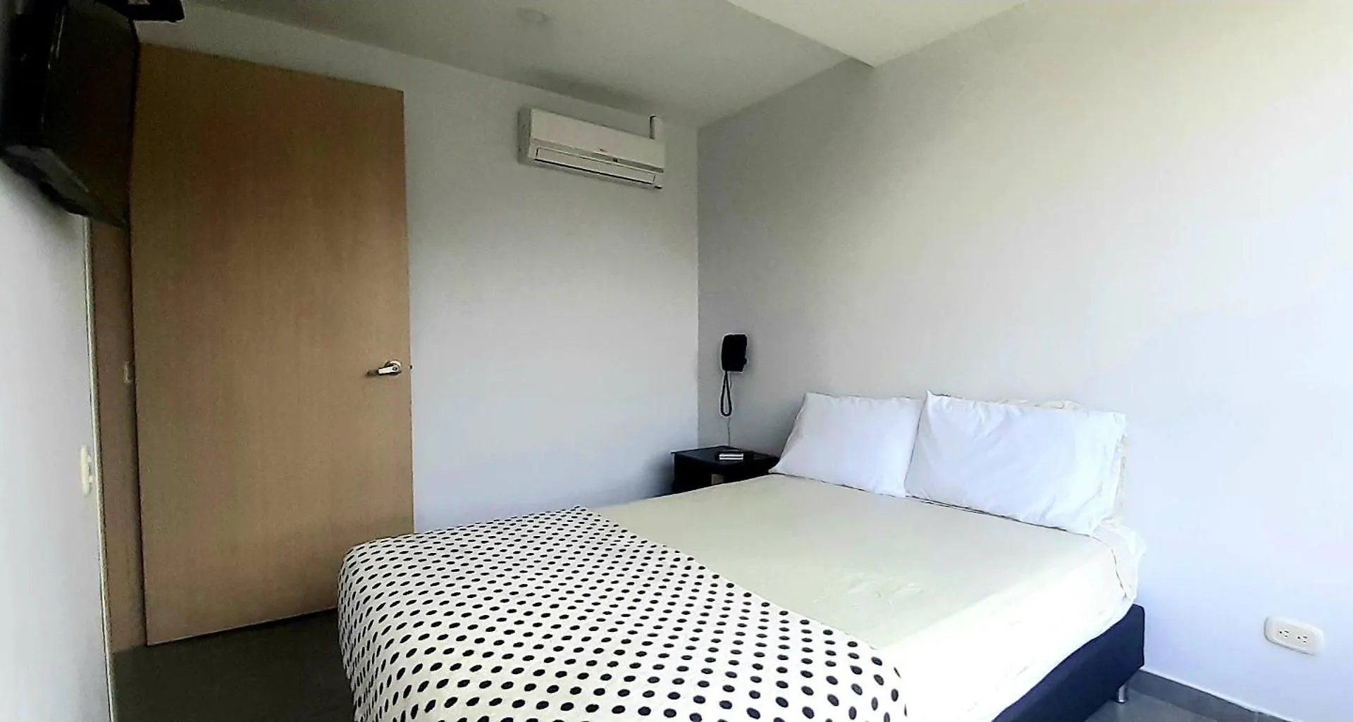 Apartmán Cold Ac-Fast Wi-Fi-Great Location-Medellin Fun